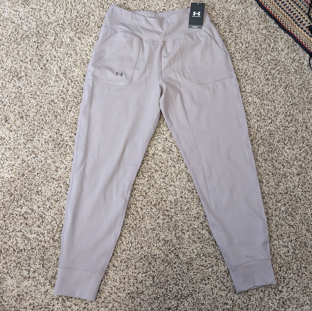 NWT Under Armour Women's Motion Jogger Pant